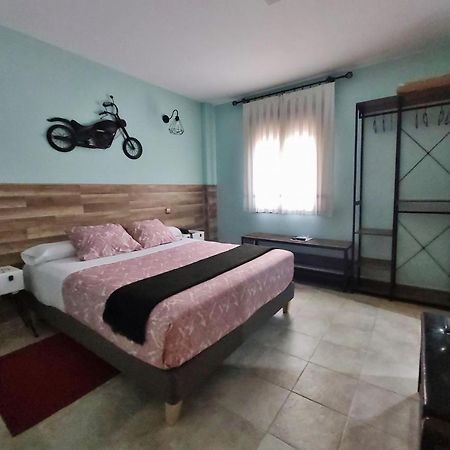 Posada Del Camino Real Torrelaguna Ngoại thất bức ảnh