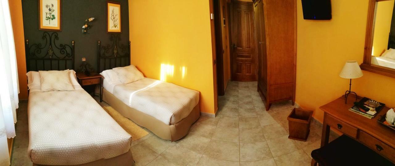 Posada Del Camino Real Torrelaguna Ngoại thất bức ảnh