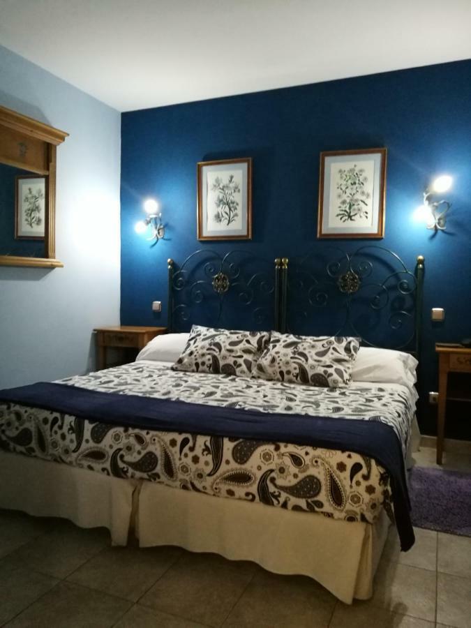 Posada Del Camino Real Torrelaguna Ngoại thất bức ảnh