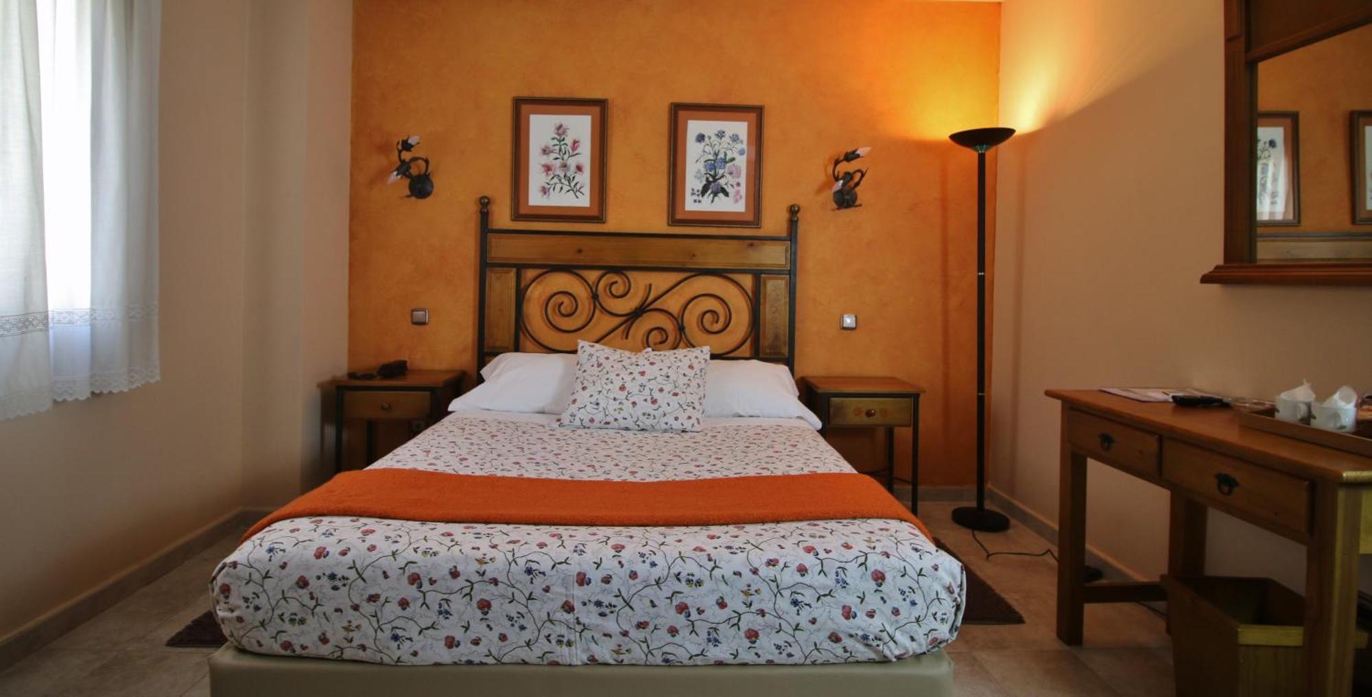 Posada Del Camino Real Torrelaguna Ngoại thất bức ảnh