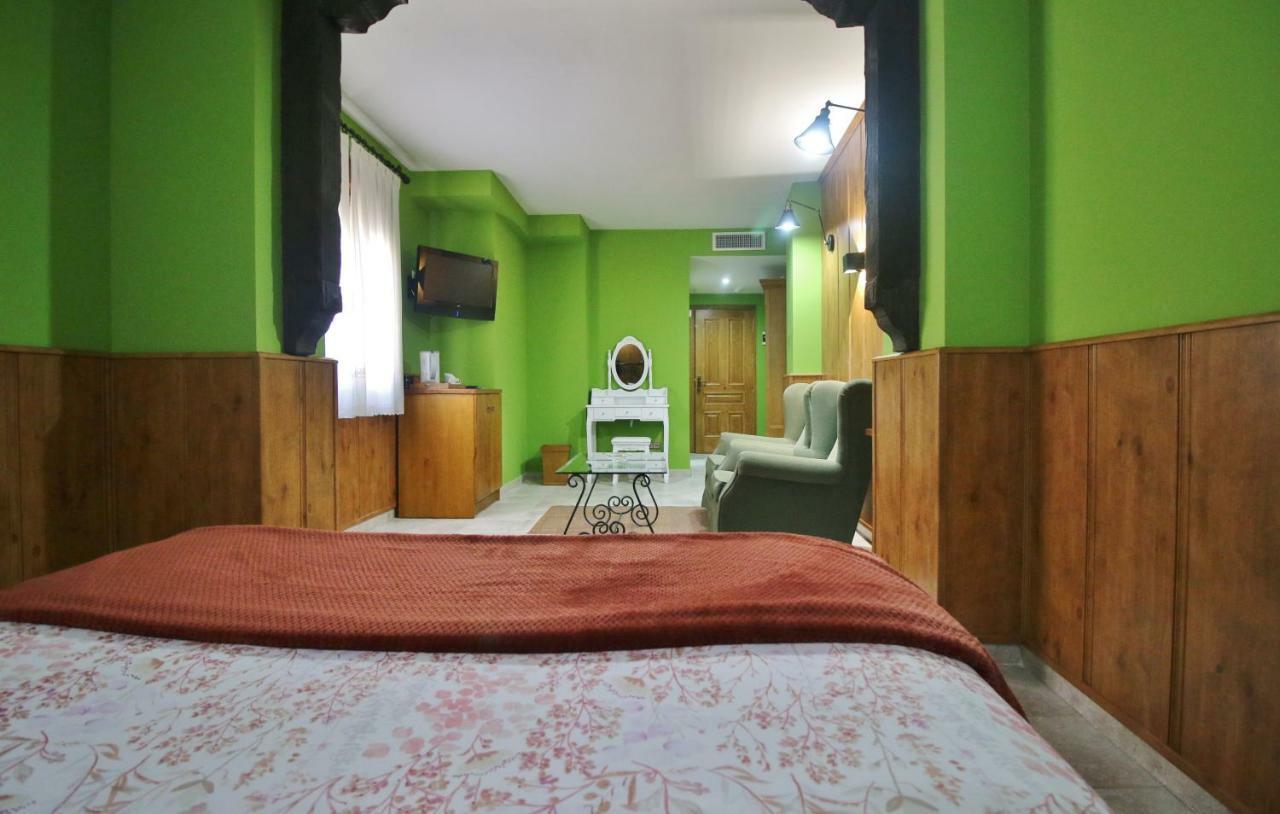 Posada Del Camino Real Torrelaguna Ngoại thất bức ảnh